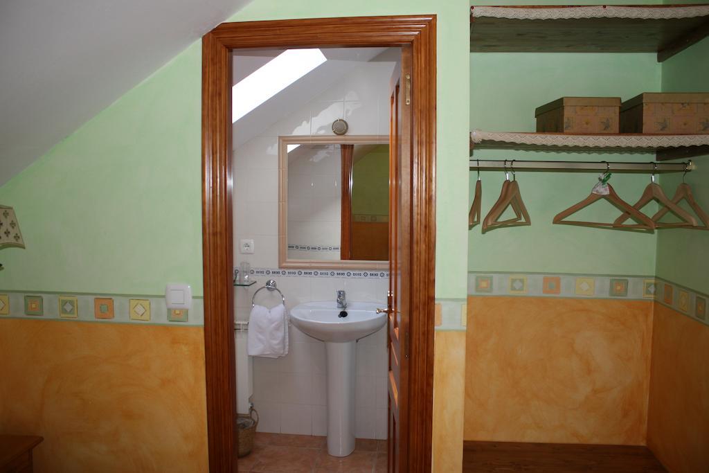 בית הארחה Quintanilla De Babia 	El Aposento De Babia חדר תמונה
